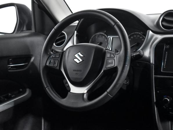 Suzuki Vitara II с пробегом 2018 года, цена 1 255 000 рублей, 158288 км, внедорожник, Автокод Объявления