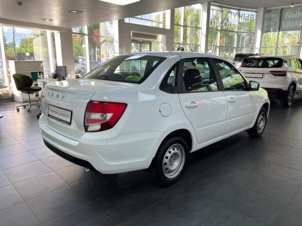 Lada (ВАЗ) Granta I Рестайлинг с пробегом 2025 года, цена 818 000 рублей, 38327 км, седан, Автокод Объявления