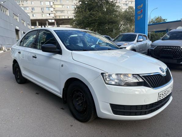 Skoda Rapid I с пробегом 2017 года, цена 949 000 рублей, 182529 км, лифтбек, Автокод Объявления