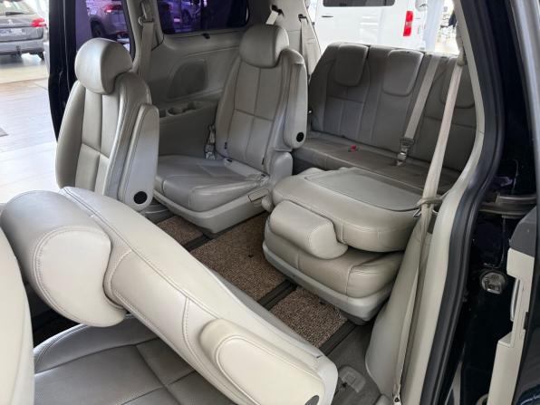 Kia Carnival III с пробегом 2017 года, цена 2 245 000 рублей, 188880 км, минивэн, Автокод Объявления
