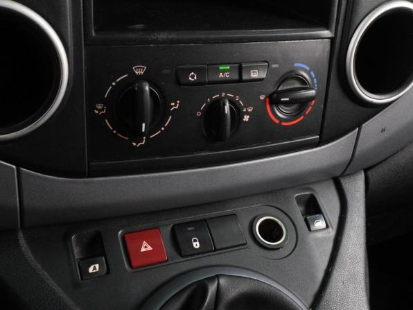Citroen Berlingo II с пробегом 2012 года, цена 569 000 рублей, 214521 км, компактвэн, Автокод Объявления