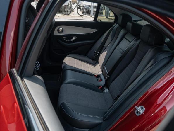 Mercedes-Benz E-Класс V (W213 S213 C238) Рестайлинг с пробегом 2020 года, цена 4 900 000 рублей, 55505 км, седан, Автокод Объявления