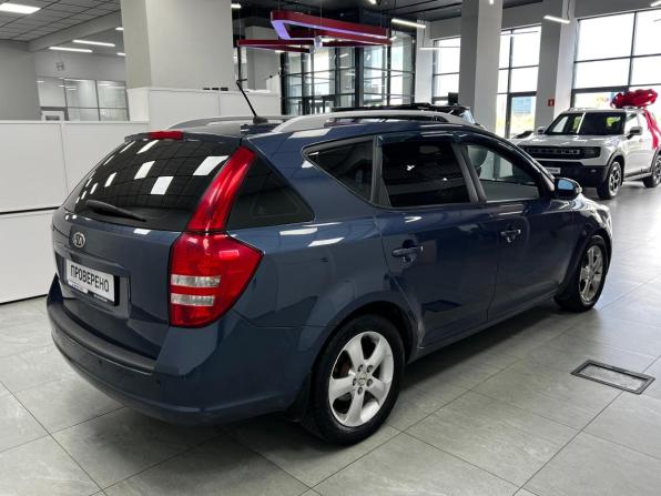 Kia Ceed I с пробегом 2010 года, цена 650 000 рублей, 238912 км, универсал, Автокод Объявления