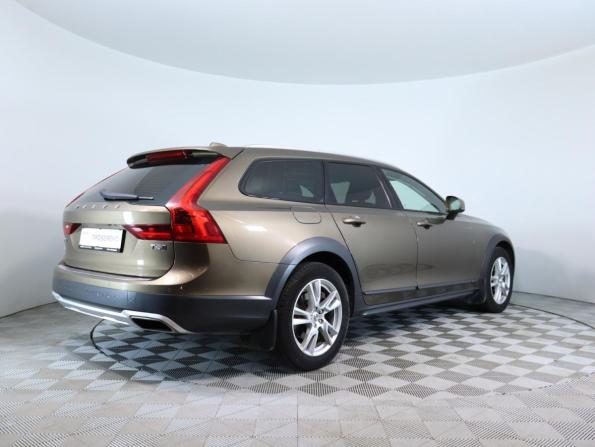 Volvo V90 Cross Country I с пробегом 2017 года, цена 3 280 000 рублей, 130000 км, универсал, Автокод Объявления