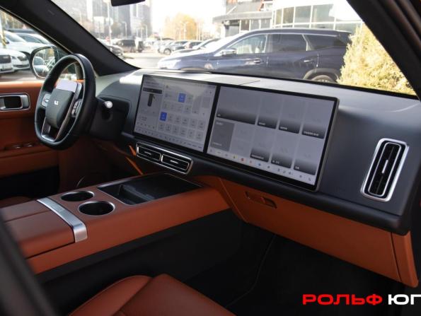 Li Auto (Lixiang) L7 I с пробегом 2023 года, цена 6 198 000 рублей, 941 км, внедорожник, Автокод Объявления