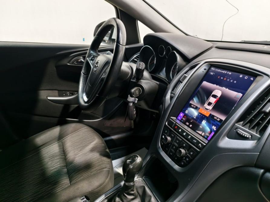 Opel Astra J Рестайлинг Курск  - изображение 6