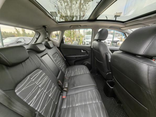 Kia Venga I с пробегом 2013 года, цена 819 000 рублей, 238000 км, компактвэн, Автокод Объявления