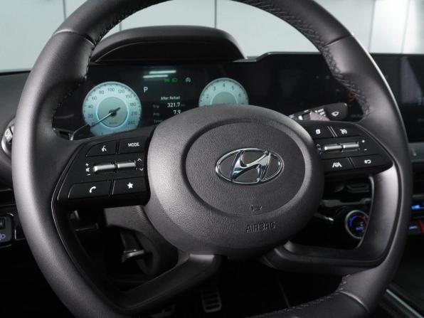 Hyundai Lafesta I Рестайлинг с пробегом 2025 года, цена 2 879 000 рублей, 4184 км, седан, Автокод Объявления