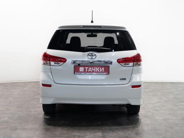 Toyota Wish II с пробегом 2010 года, цена 1 350 000 рублей, 174410 км, минивэн, Автокод Объявления