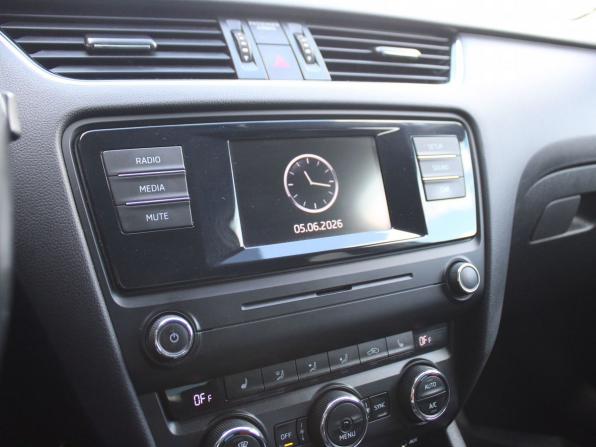 Skoda Octavia III (A7) с пробегом 2015 года, цена 1 389 000 рублей, 163251 км, лифтбек, Автокод Объявления