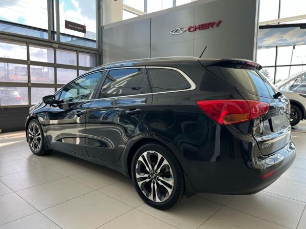 Kia Ceed II с пробегом 2013 года, цена 919 000 рублей, 229997 км, универсал, Автокод Объявления