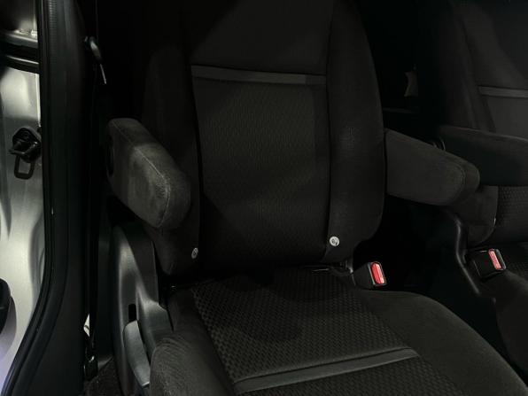 Honda Stepwgn V Рестайлинг с пробегом 2018 года, цена 2 100 000 рублей, 130000 км, минивэн, Автокод Объявления