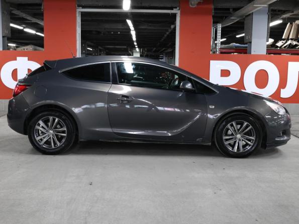 Opel Astra J Рестайлинг с пробегом 2013 года, цена 750 000 рублей, 153676 км, хэтчбек, Автокод Объявления