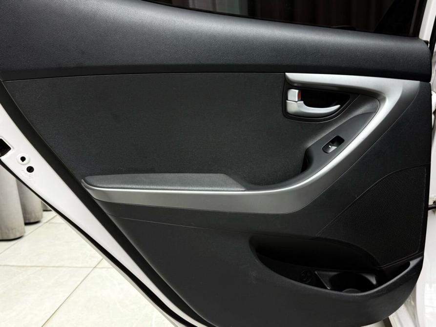 Hyundai Elantra V (MD) Рестайлинг Ижевск  - изображение 26