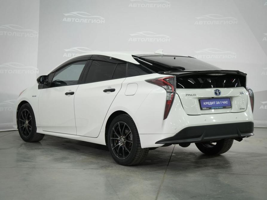 Toyota Prius IV (XW50) Новосибирск  - изображение 7
