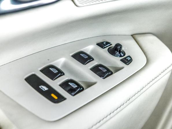 Volvo V90 Cross Country I с пробегом 2017 года, цена 2 580 000 рублей, 181249 км, универсал, Автокод Объявления
