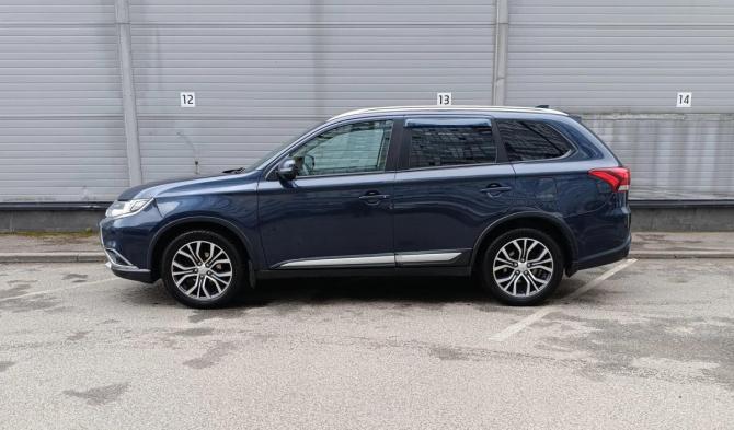 Mitsubishi Outlander III Рестайлинг 2 с пробегом 2017 года, цена 1 449 000 рублей, 249969 км, внедорожник, Автокод Объявления