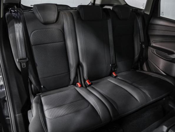 Ford Kuga II Рестайлинг с пробегом 2018 года, цена 1 899 000 рублей, 60796 км, внедорожник, Автокод Объявления