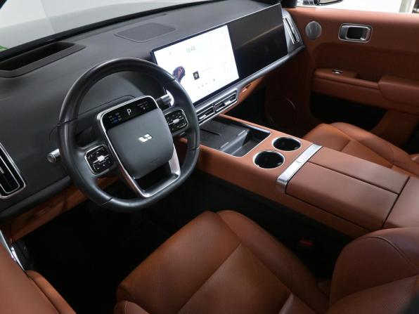 Li Auto (Lixiang) L7 I с пробегом 2023 года, цена 5 750 000 рублей, 54489 км, внедорожник, Автокод Объявления