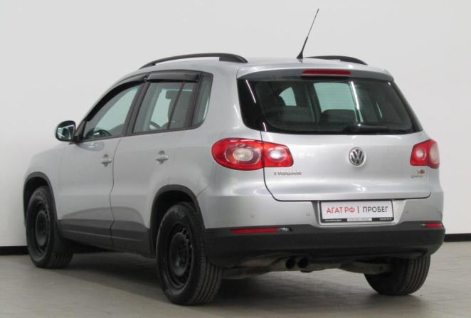 Volkswagen Tiguan I Рестайлинг с пробегом 2011 года, цена 629 000 рублей, 271666 км, внедорожник, Автокод Объявления