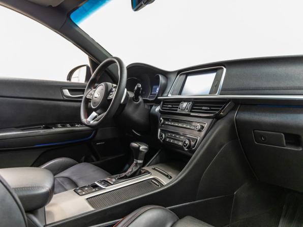 Kia Optima IV Рестайлинг с пробегом 2019 года, цена 2 188 000 рублей, 83257 км, седан, Автокод Объявления