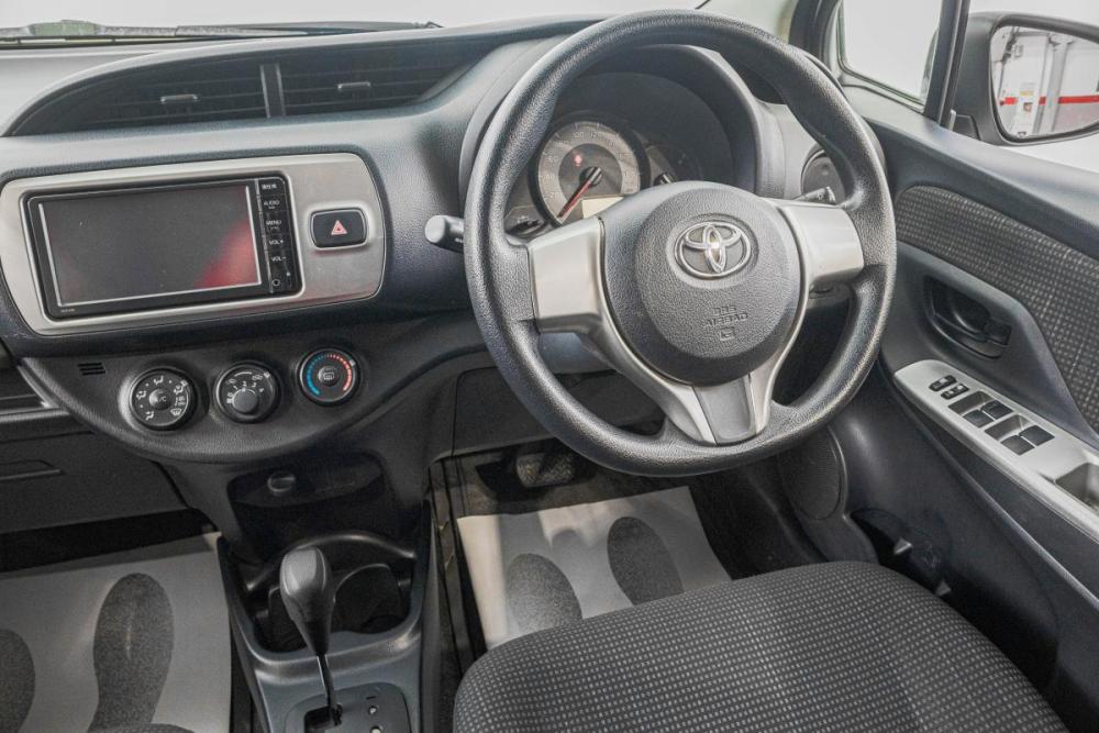 Toyota Vitz III (XP130) Рестайлинг Барнаул  - изображение 16