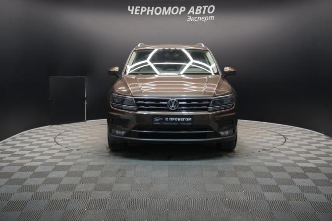 Volkswagen Tiguan II с пробегом 2019 года, цена 2 395 000 рублей, 107046 км, внедорожник, Автокод Объявления