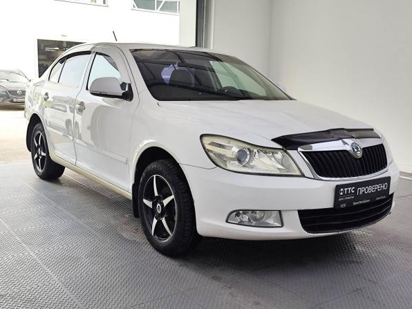 Skoda Octavia II (A5) Рестайлинг с пробегом 2012 года, цена 870 000 рублей, 180000 км, лифтбек, Автокод Объявления