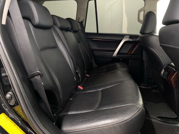 Toyota Land Cruiser Prado 150 Series Рестайлинг 1 с пробегом 2016 года, цена 3 950 000 рублей, 183199 км, внедорожник, Автокод Объявления