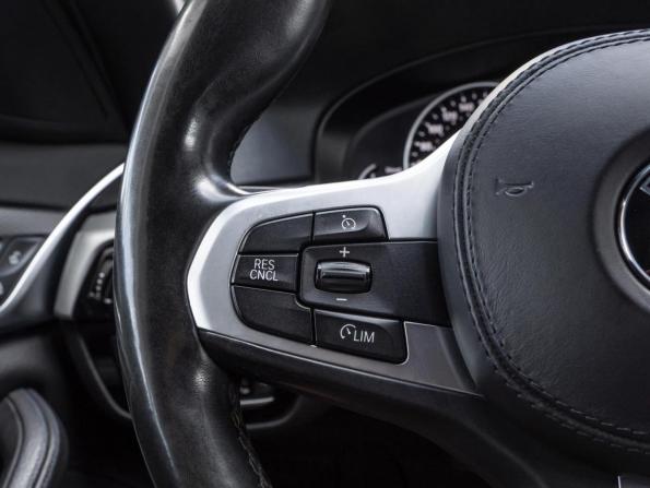 BMW 5 серии VII (G30/G31/G38) с пробегом 2017 года, цена 2 999 000 рублей, 160268 км, седан, Автокод Объявления