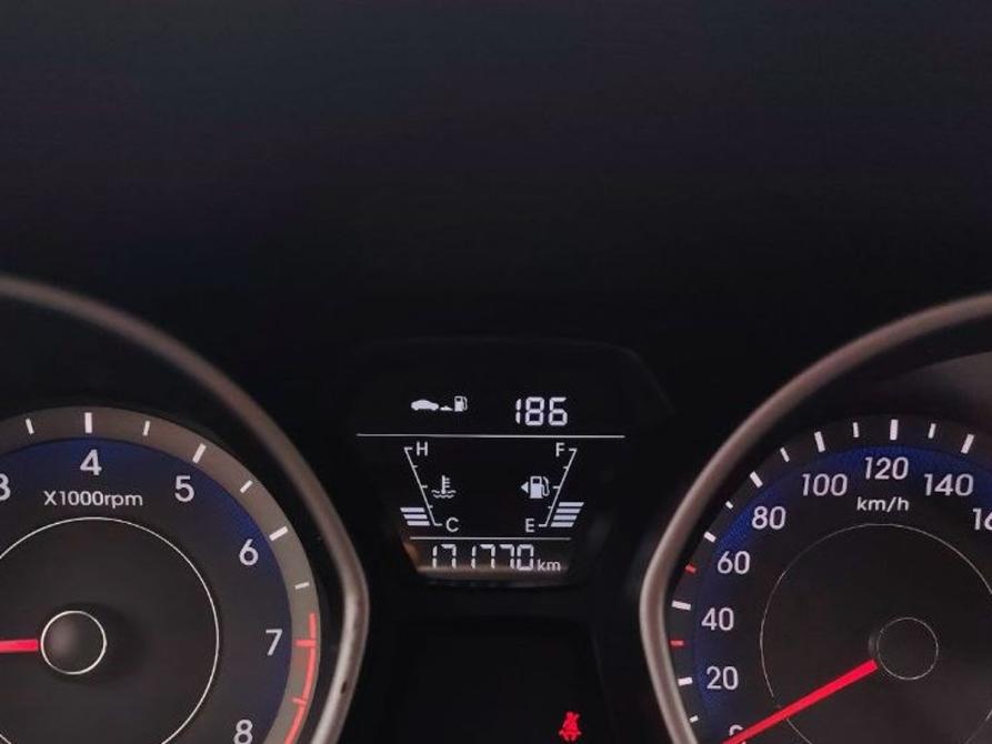 Hyundai Elantra V (MD) Рестайлинг Москва  - изображение 15