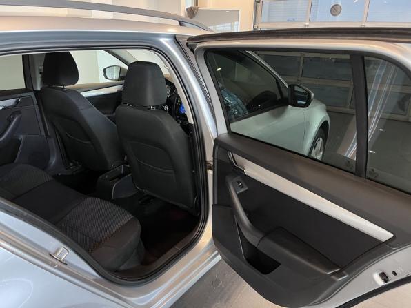 Skoda Octavia III (A7) с пробегом 2013 года, цена 992 000 рублей, 336448 км, универсал, Автокод Объявления