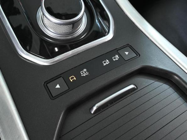 Land Rover Range Rover Evoque I с пробегом 2015 года, цена 2 015 000 рублей, 151763 км, внедорожник, Автокод Объявления