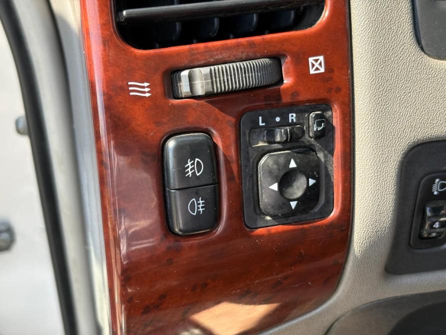 Mitsubishi Pajero III Рестайлинг Томск  - изображение 12