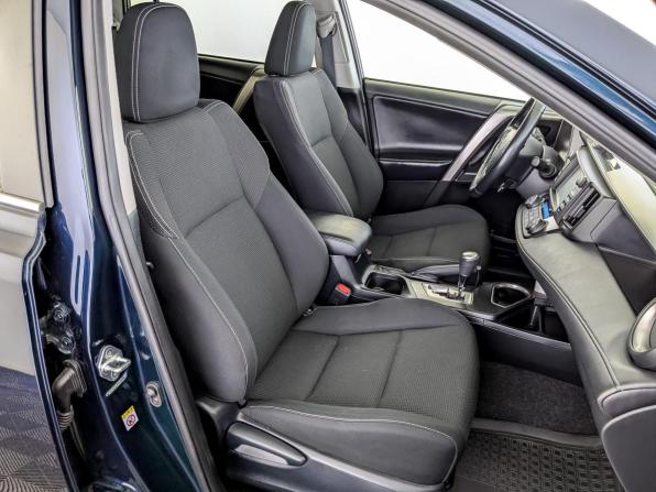 Toyota RAV4 IV (XA40) Рестайлинг с пробегом 2019 года, цена 2 435 000 рублей, 165071 км, внедорожник, Автокод Объявления
