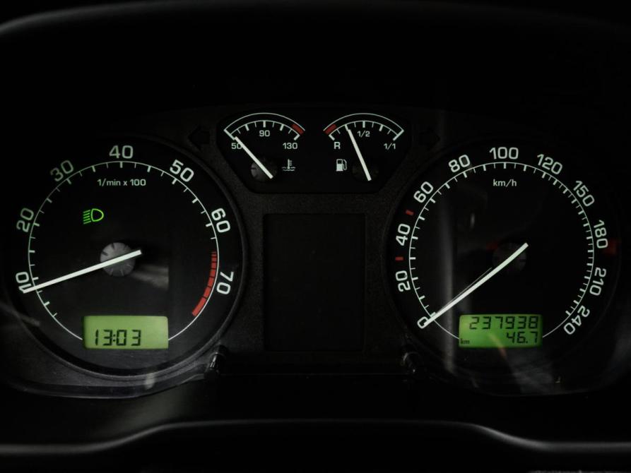Skoda Octavia I (A4) Рестайлинг Москва  - изображение 13