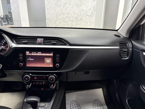 Kia Rio IV Рестайлинг с пробегом 2021 года, цена 1 635 000 рублей, 88454 км, седан, Автокод Объявления