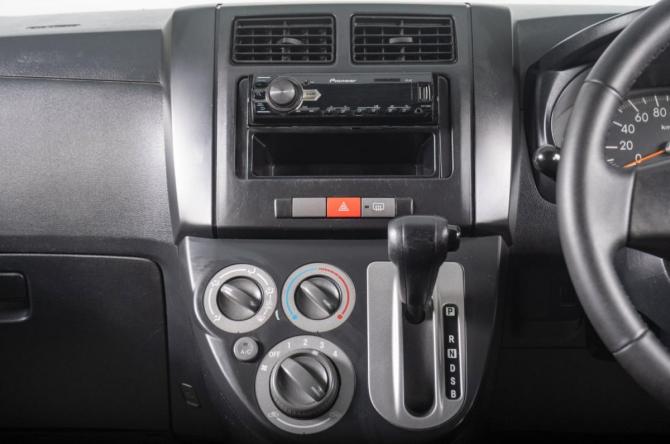 Daihatsu Mira VII с пробегом 2014 года, цена 499 000 рублей, 104000 км, хэтчбек, Автокод Объявления