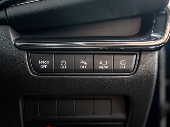 Mazda 3 IV (BP) с пробегом 2022 года, цена 1 750 000 рублей, 34170 км, хэтчбек, Автокод Объявления