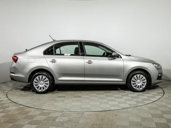 Skoda Rapid II с пробегом 2022 года, цена 1 598 000 рублей, 79946 км, лифтбек, Автокод Объявления