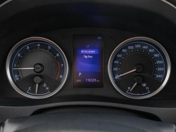 Toyota Corolla XI (E160 E170 E180) Рестайлинг 1 с пробегом 2017 года, цена 1 900 000 рублей, 116329 км, седан, Автокод Объявления