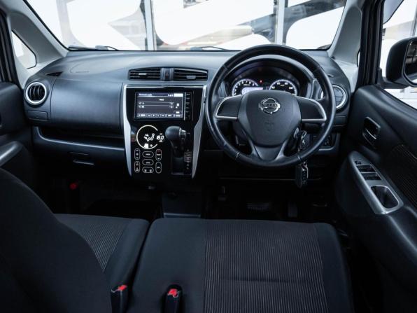 Nissan Dayz I с пробегом 2015 года, цена 738 900 рублей, 113273 км, хэтчбек, Автокод Объявления