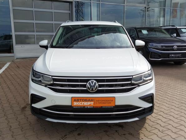 Volkswagen Tiguan II Рестайлинг с пробегом 2021 года, цена 3 099 000 рублей, 142500 км, внедорожник, Автокод Объявления