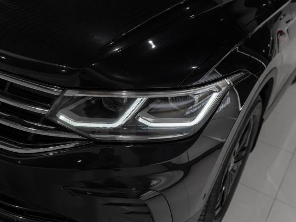 Volkswagen Tiguan II Рестайлинг с пробегом 2022 года, цена 3 460 000 рублей, 56725 км, внедорожник, Автокод Объявления