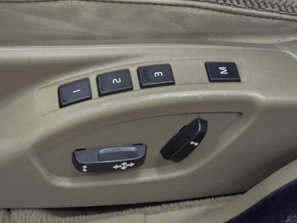 Volvo XC70 II с пробегом 2008 года, цена 1 100 000 рублей, 323000 км, универсал, Автокод Объявления