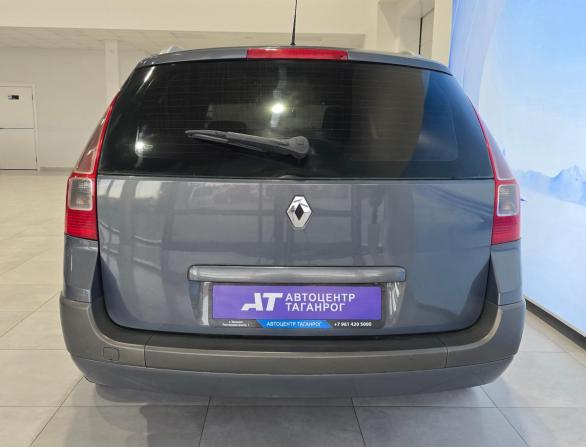 Renault Megane II Рестайлинг с пробегом 2006 года, цена 599 000 рублей, 247805 км, универсал, Автокод Объявления
