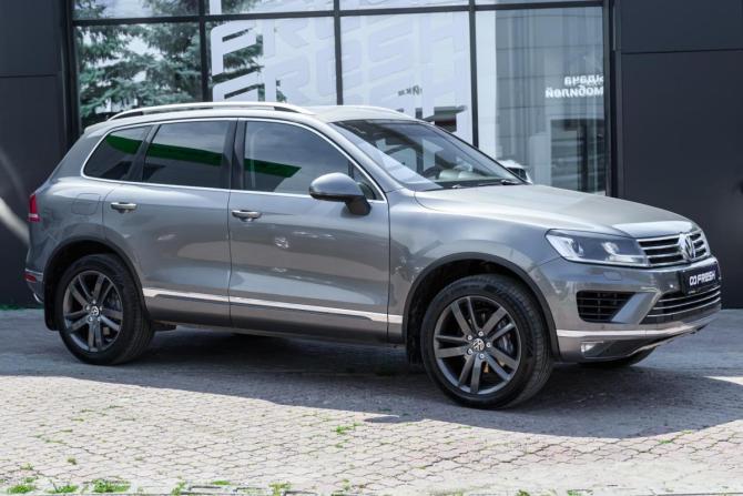Volkswagen Touareg II Рестайлинг с пробегом 2014 года, цена 2 079 000 рублей, 262052 км, внедорожник, Автокод Объявления