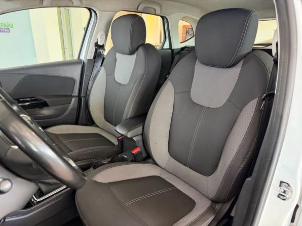 Renault Kaptur I Рестайлинг с пробегом 2021 года, цена 1 078 000 рублей, 175346 км, внедорожник, Автокод Объявления