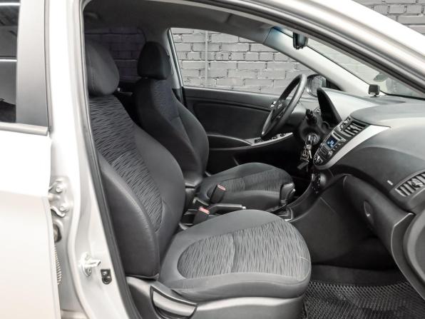 Hyundai Solaris I Рестайлинг с пробегом 2015 года, цена 1 200 000 рублей, 101657 км, седан, Автокод Объявления