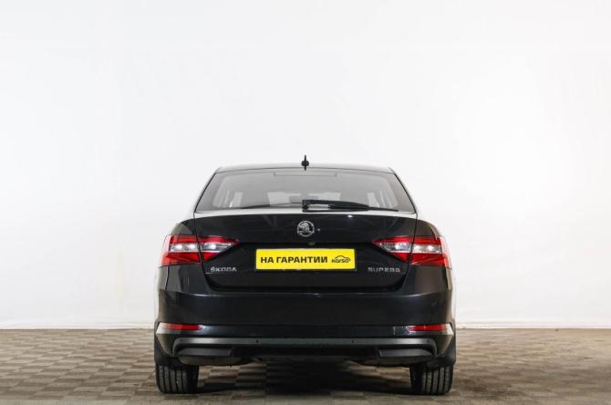 Skoda Superb III с пробегом 2017 года, цена 1 949 000 рублей, 159700 км, лифтбек, Автокод Объявления
